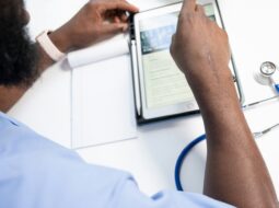 Building Expertise in Healthcare Medical Device Organizations Through Strategic Sales Excellence